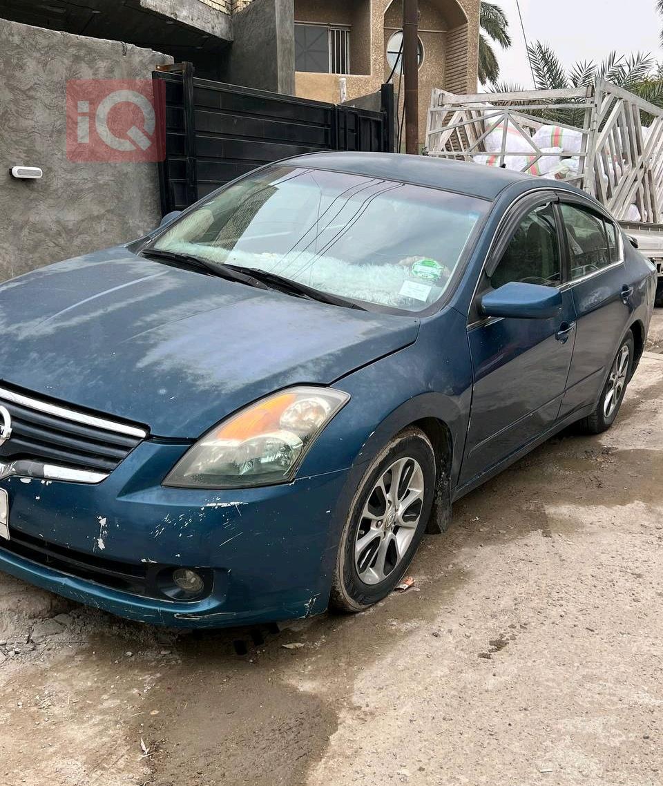 نيسان ألتيما